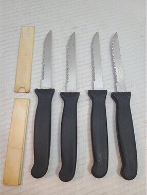 Set of 4 Vintage Serrated Utility Steak Knives, Black Handles USA Made